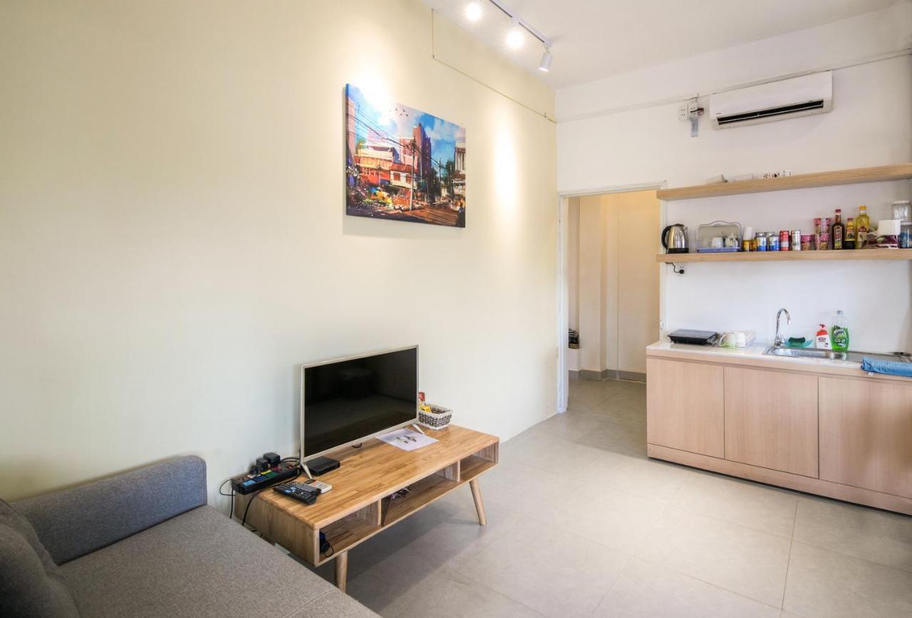 Scandinavian Apartment With Balcony In Bui Vien Ho-Chi-Minh-Stadt Exterior foto